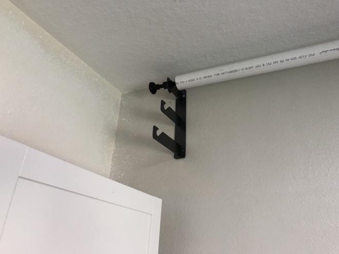 Triple Bracket Mounted On The Wall